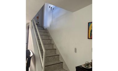 CASA UNIFAMILIAR EN VENTA SANTA MONICA PARTE ALTA (SL)