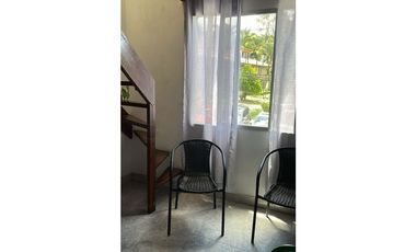 CASA UNIFAMILIAR EN VENTA SANTA MONICA PARTE ALTA (SL)