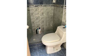 CASA UNIFAMILIAR EN VENTA SANTA MONICA PARTE ALTA (SL)