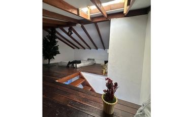 CASA UNIFAMILIAR EN VENTA SANTA MONICA PARTE ALTA (SL)