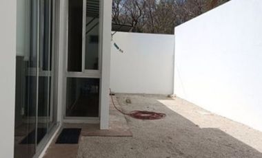 Casa en venta  Merida de 1 piso  2 habitaciones en Privada