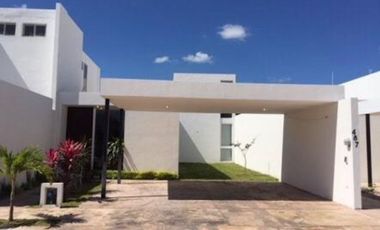 Casa en venta  Merida de 1 piso  2 habitaciones en Privada