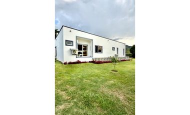 CASA CAMPRESTE AMOBLADA EN VENTA SANTAGUEDA, CALDAS