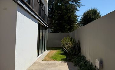 Hermosa casa en renta dentro del exclusivo fraccionamiento Diana Natura.