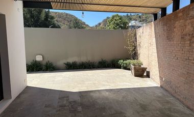 Hermosa casa en renta dentro del exclusivo fraccionamiento Diana Natura.