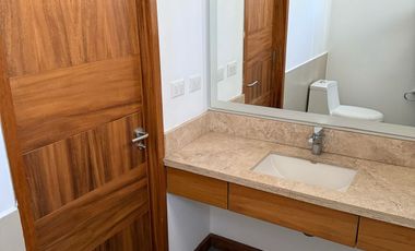 Hermosa casa en renta dentro del exclusivo fraccionamiento Diana Natura.