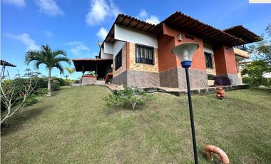 Se Vende Casa en Condominio Campestre - Quimbaya