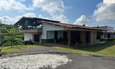 Se Vende Casa en Condominio Campestre - Quimbaya