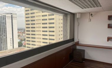 Oficinas con vista panoramica.
