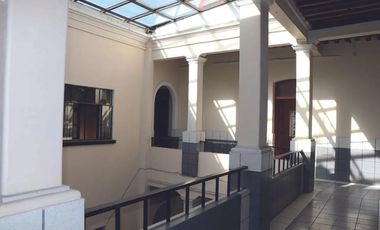 VENTA DE EDIFICIO EN LA COLONIA LA MERCED TOLUCA MUY CERCA DE LA ALAMEDA CENTRAL