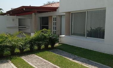Casa en  Renta en Xochitepec, Morelos.