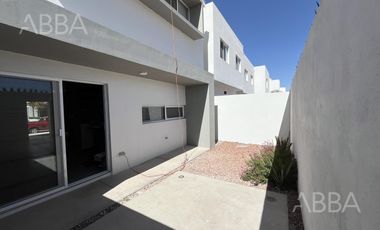 Casa en  Renta en Frac. Atica frente a parque por UVM