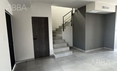 Casa en  Renta en Frac. Atica frente a parque por UVM