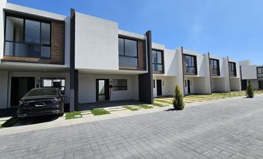 CASA NUEVA EN RENTA 3 RECAMARAS ZONA PASEO ARBOLEDAS TOLUCA
