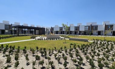 CASA NUEVA EN RENTA 3 RECAMARAS ZONA PASEO ARBOLEDAS TOLUCA