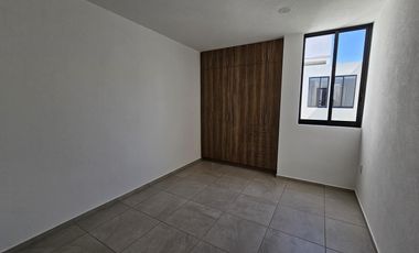 CASA NUEVA EN RENTA 3 RECAMARAS ZONA PASEO ARBOLEDAS TOLUCA