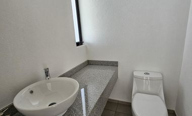 CASA NUEVA EN RENTA 3 RECAMARAS ZONA PASEO ARBOLEDAS TOLUCA