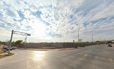 Terreno en renta Blvd. Metropolitan, 701m²