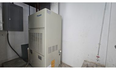 OFICINA  SORTIS  | SE ALQUILA | OBARRIO| 104 M2 | SIN DIVISIONES