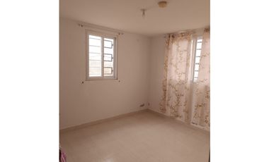vendo o alquilo casa en Los Valles de nuevo Emperador