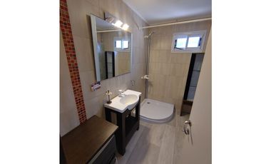 VENTA O ALQUILER / DOS CASAS EN ESPEJO / COLINAS VERDES