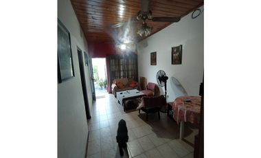 CASA SOBRE MAIPU CASI URUGUAY