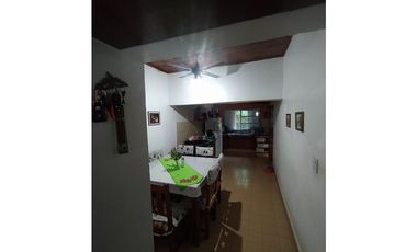 CASA SOBRE MAIPU CASI URUGUAY