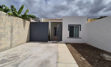 Casa NUEVA y remodelada de 2 rec en Caucel