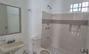 Casa NUEVA y remodelada de 2 rec en Caucel