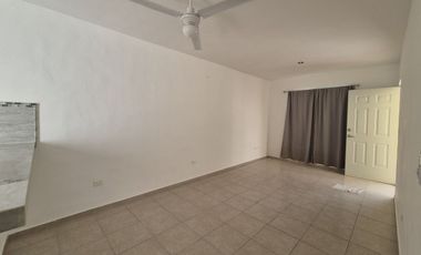 Casa NUEVA y remodelada de 2 rec en Caucel