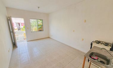 Casa · 2 Recámaras · Real Valencia · Privada con Amenidades · Alberca · Gimnasio