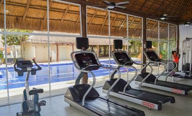 Casa · 2 Recámaras · Real Valencia · Privada con Amenidades · Alberca · Gimnasio