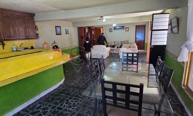 Casa en Esquina