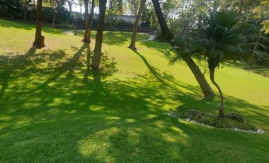 🌳 Casa en Rancho Tetela con 5,873 m² de Jardines y Amenidades$25,000,000