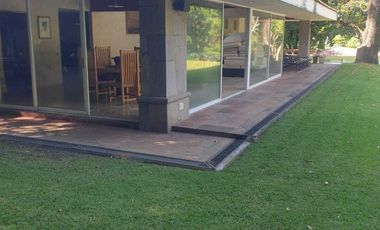 🌳 Casa en Rancho Tetela con 5,873 m² de Jardines y Amenidades$25,000,000