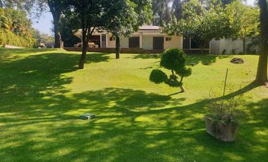 🌳 Casa en Rancho Tetela con 5,873 m² de Jardines y Amenidades$25,000,000