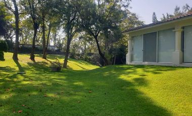 🌳 Casa en Rancho Tetela con 5,873 m² de Jardines y Amenidades$25,000,000