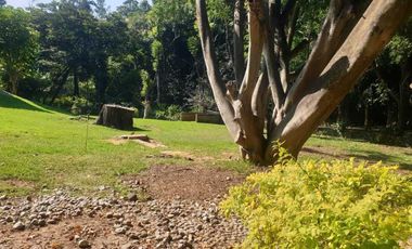 🌳 Casa en Rancho Tetela con 5,873 m² de Jardines y Amenidades$25,000,000