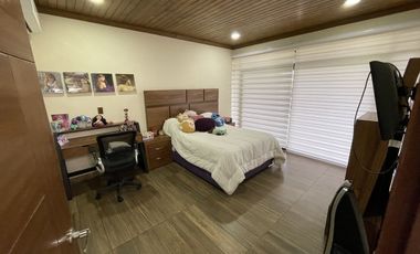 EN VENTA/RENTA EXCLUSIVA CASA TEMATICA CON ALBERCA