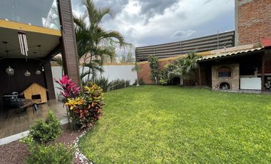 EN VENTA/RENTA EXCLUSIVA CASA TEMATICA CON ALBERCA