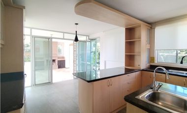 Tumbaco, Casa en Renta, 350m2, 3 Habitaciones