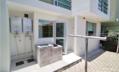 Tumbaco, Casa en Renta, 350m2, 3 Habitaciones