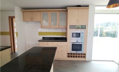 Tumbaco, Casa en Renta, 350m2, 3 Habitaciones