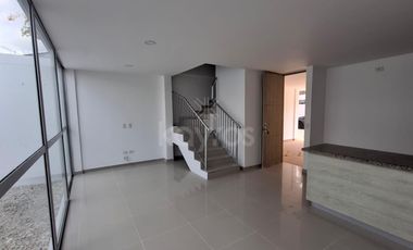 Casa en venta en conjunto cerrado: 3 Habitaciones, garaje y zona de alta valorización