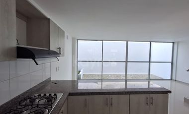 Casa en venta en conjunto cerrado: 3 Habitaciones, garaje y zona de alta valorización