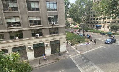 Departamento en Arriendo en Paseo Bulnes / Eleuterio Ramirez