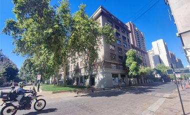Oficina en Venta en Paseo Bulnes / Eleuterio Ramirez