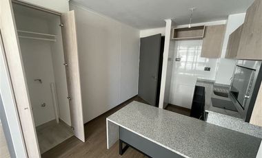 Departamento en Arriendo en Metro Carlos Valdovinos