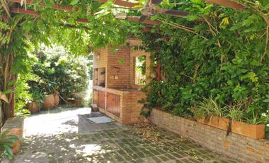 CASA 4 AMB VENTA COUNTRY EL POTRERO MERLO, PERMUTA