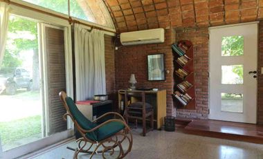 CASA 4 AMB VENTA COUNTRY EL POTRERO MERLO, PERMUTA